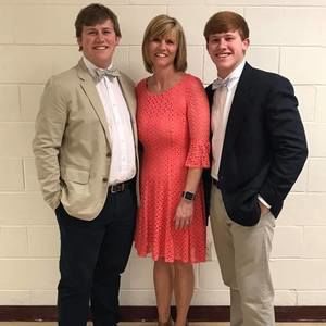 Meet your Posher, Sandy